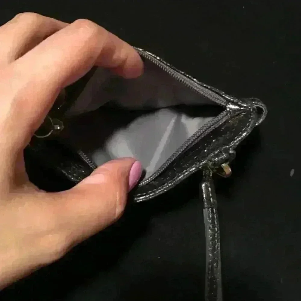 Lodis cell phone holder/wallet for I phone 4 or 5